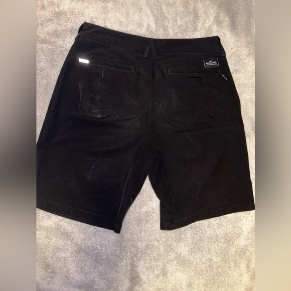 Quiksilver Amphibious Shorts. Size 32 - Picture 5 of 7